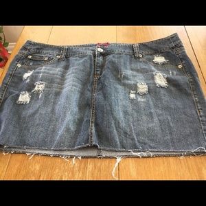 Torrid jean mini skirt 24
